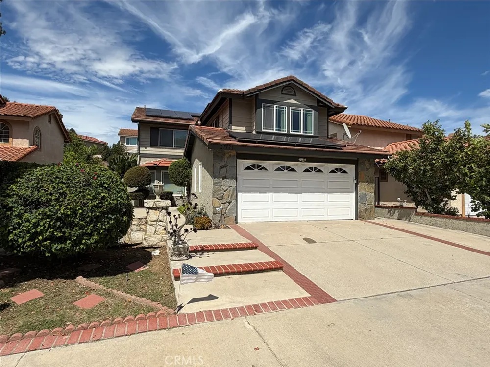 21435 Via Pepita Yorba Linda, CA 92886