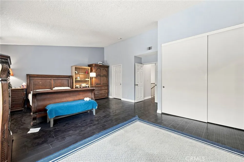 21435 Via Pepita Yorba Linda, CA 92886
