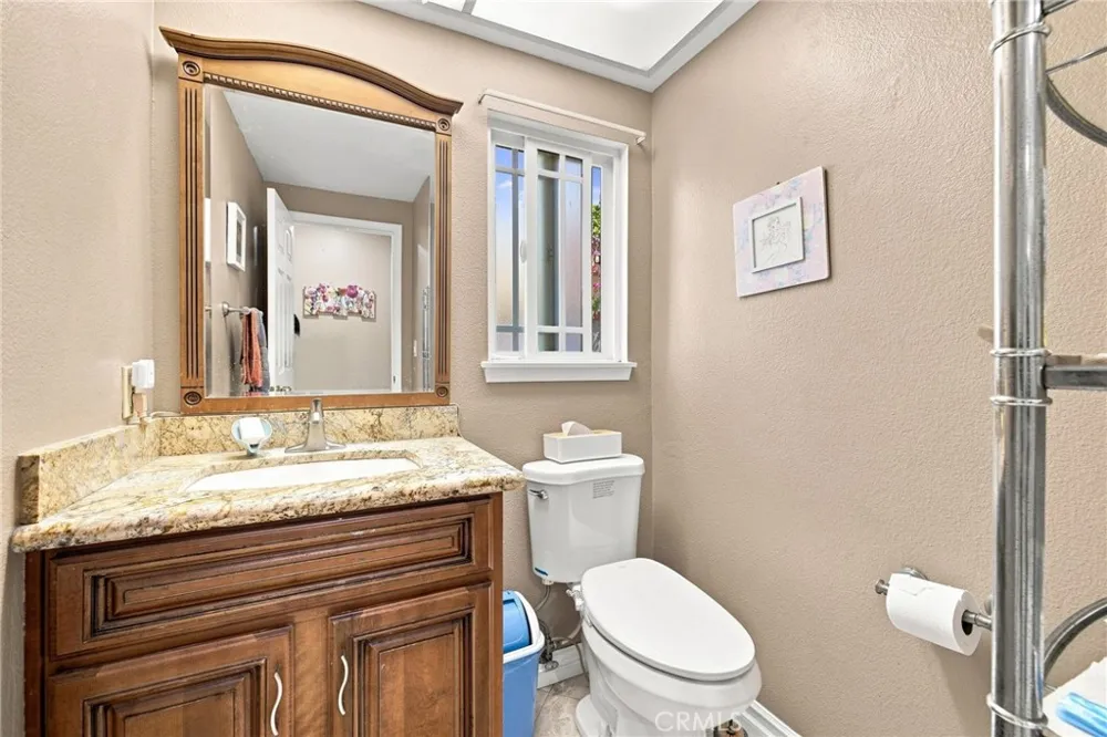 21435 Via Pepita Yorba Linda, CA 92886