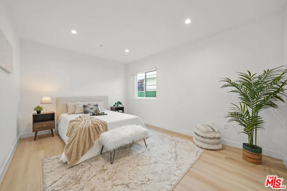 4202 Willimet Street Los Angeles, CA 90039