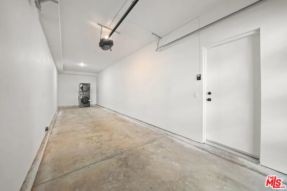 4202 Willimet Street Los Angeles, CA 90039