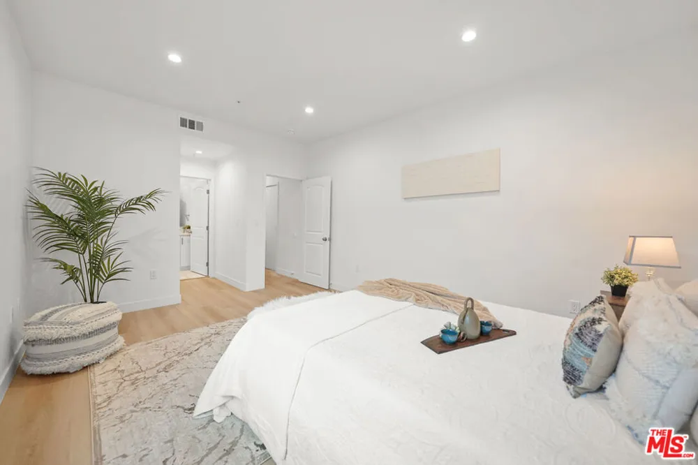 4202 Willimet Street Los Angeles, CA 90039