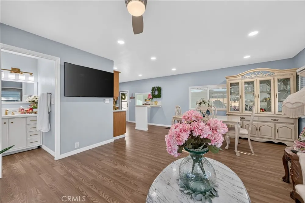 3700 BUCHANAN #72 Riverside, CA 92503
