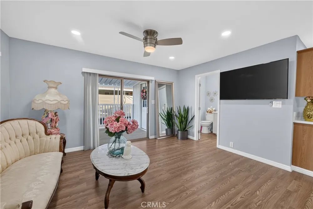 3700 BUCHANAN #72 Riverside, CA 92503