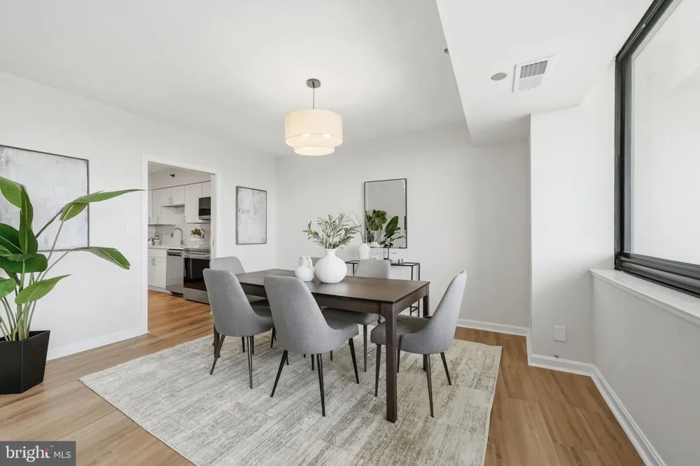 1805 CRYSTAL DRIVE #912S Arlington, VA 22202