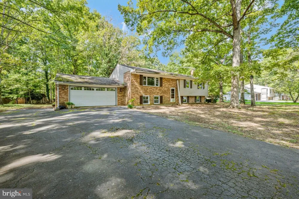 3663 BROOKWOOD DRIVE White Plains, MD 20695