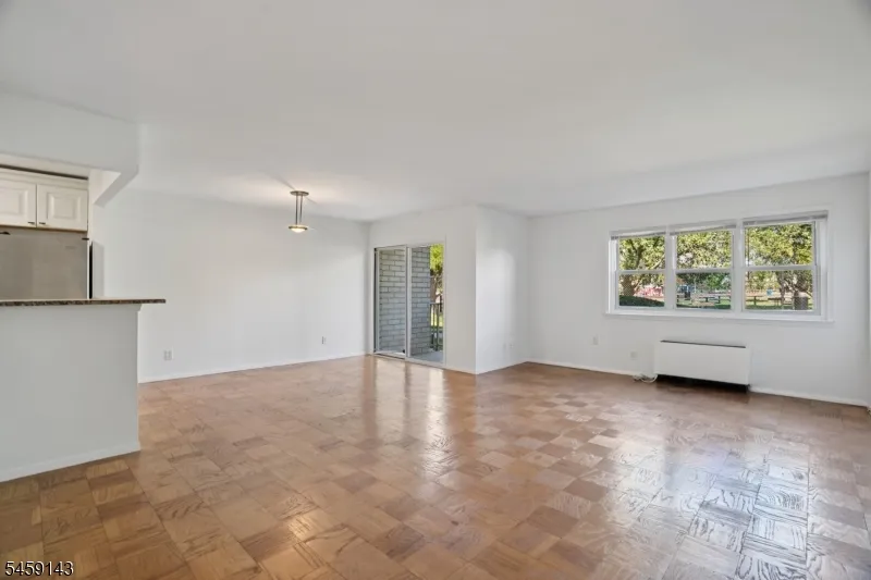 1111 River Rd #G10 Unit G10 Edgewater, NJ 07020