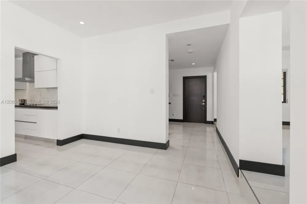 519 Alhambra Cir Coral Gables, FL 33134