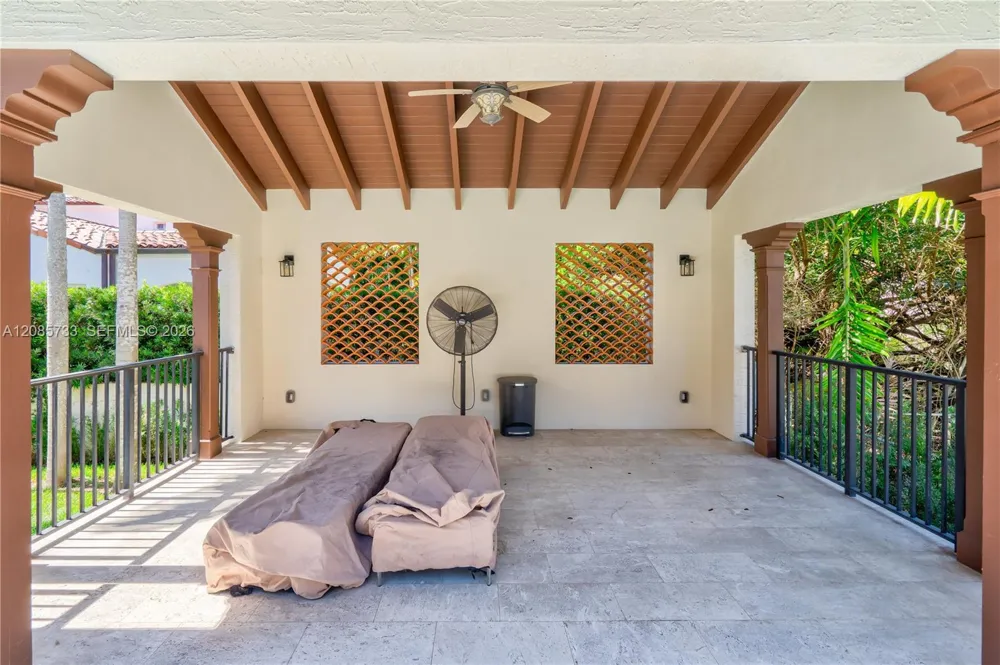 519 Alhambra Cir Coral Gables, FL 33134