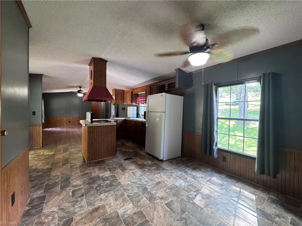 210 Star View Drive King, NC 27021