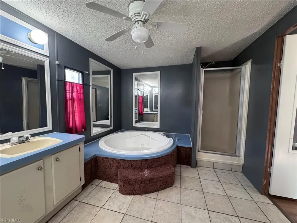 210 Star View Drive King, NC 27021