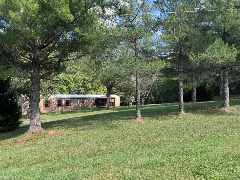 210 Star View Drive King, NC 27021