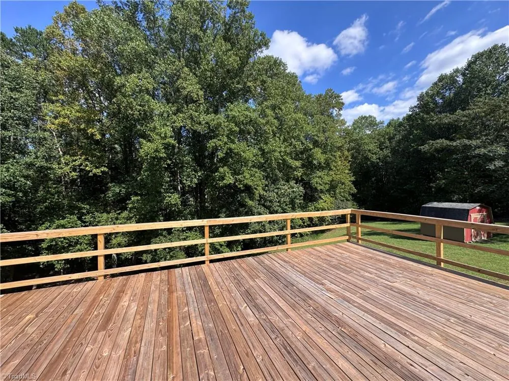 210 Star View Drive King, NC 27021
