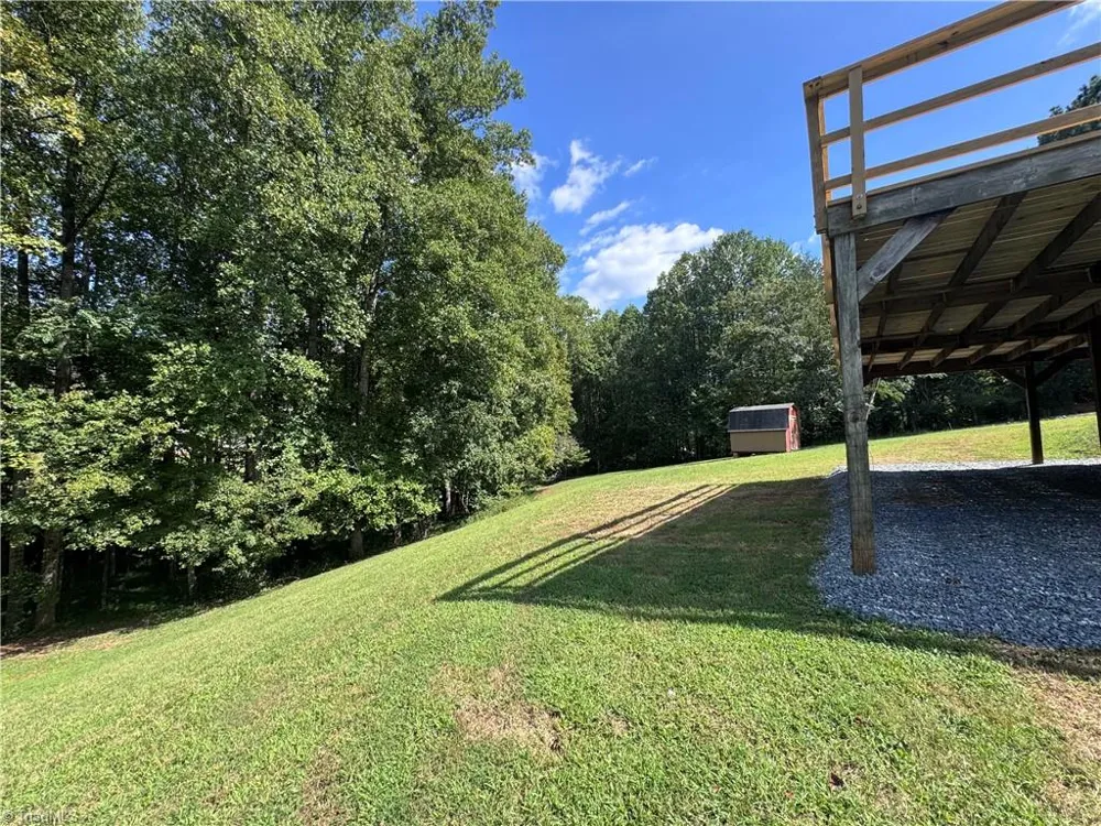 210 Star View Drive King, NC 27021