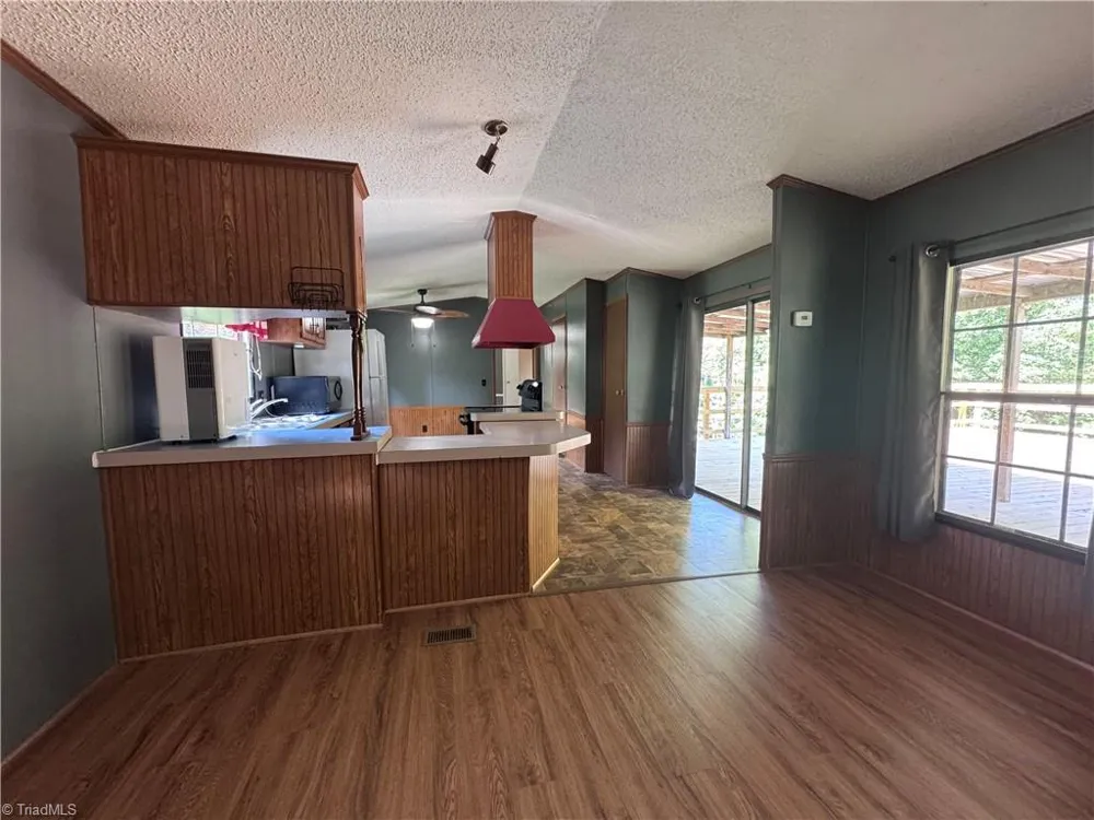 210 Star View Drive King, NC 27021