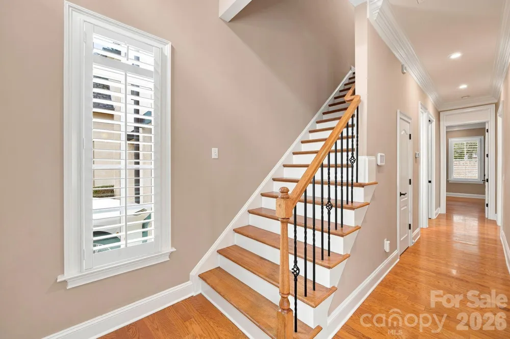 8813 Provence Village Lane Charlotte, NC 28226