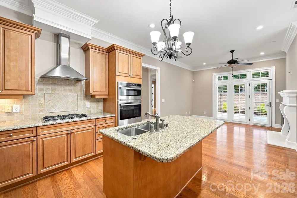 8813 Provence Village Lane Charlotte, NC 28226
