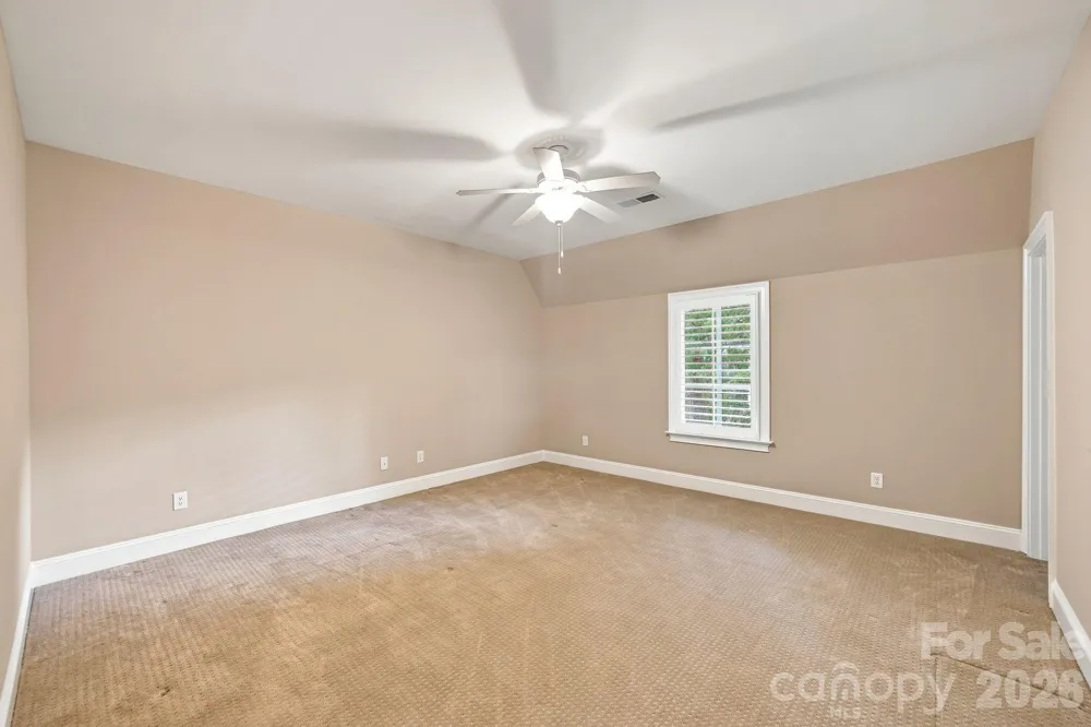 8813 Provence Village Lane Charlotte, NC 28226