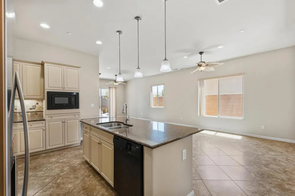 81526 Avenida Viesca Indio, CA 92203