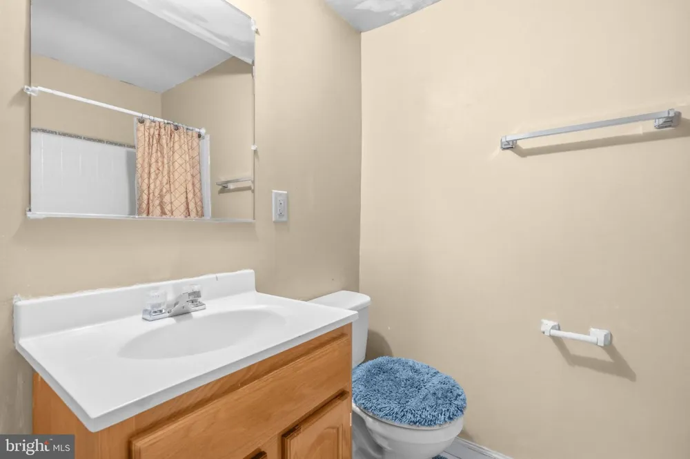 7108 E CLINTON STREET Clinton, MD 20735