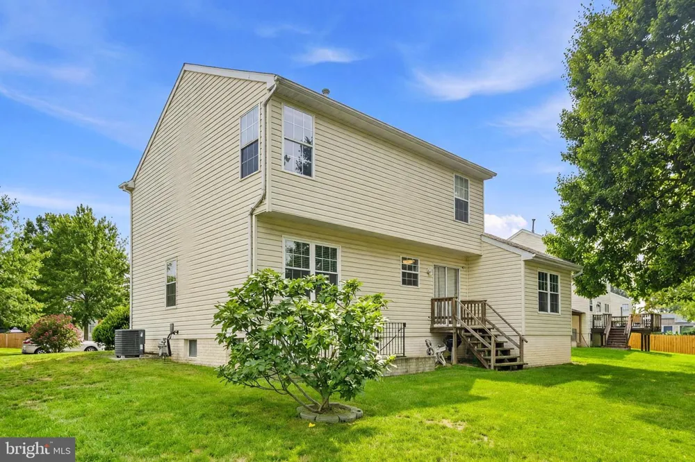 7108 E CLINTON STREET Clinton, MD 20735