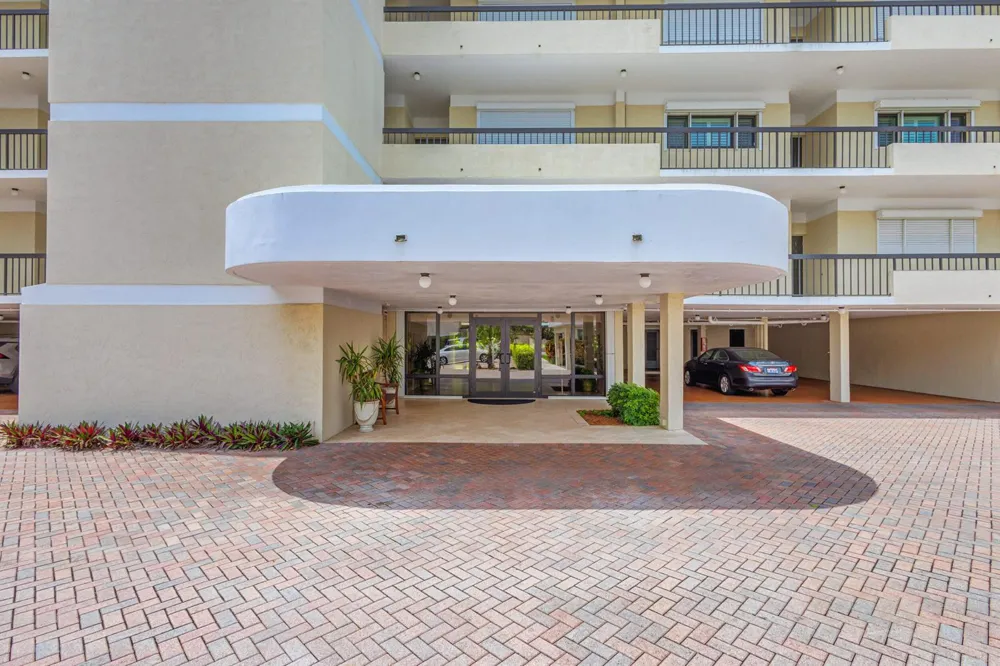 70 CELESTIAL WAY #203 Juno Beach, FL 33408