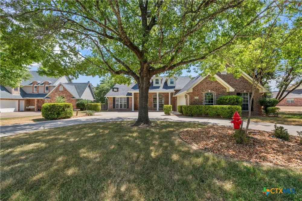 3900 Chisholm Trail Salado, TX 76571
