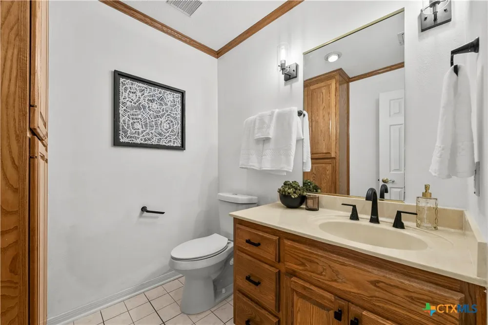 3900 Chisholm Trail Salado, TX 76571