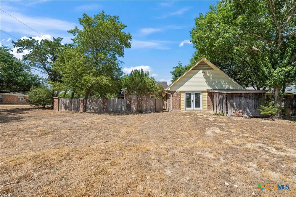 3900 Chisholm Trail Salado, TX 76571