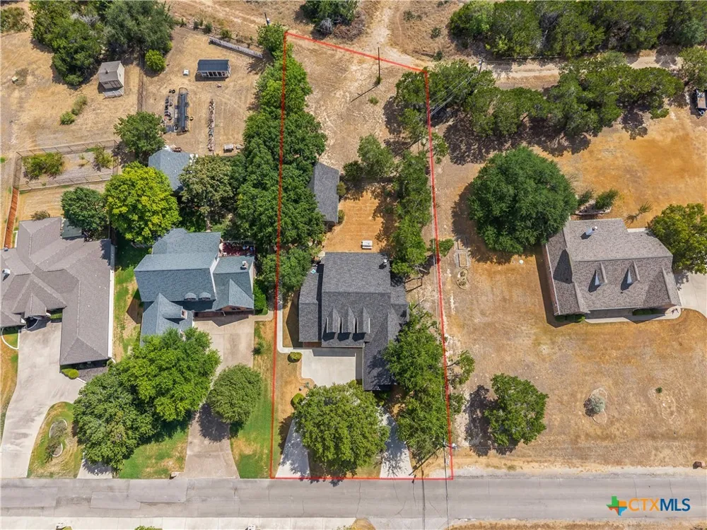 3900 Chisholm Trail Salado, TX 76571