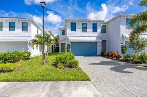 13013 Pembroke Drive