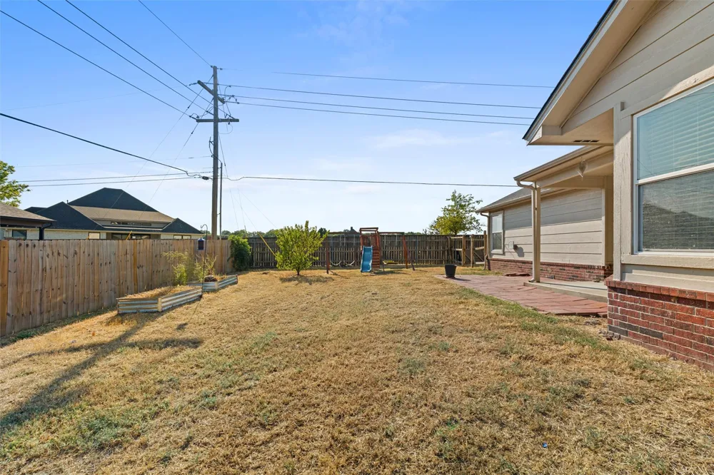 3013 Stonewall Drive Bartlesville, OK 74006