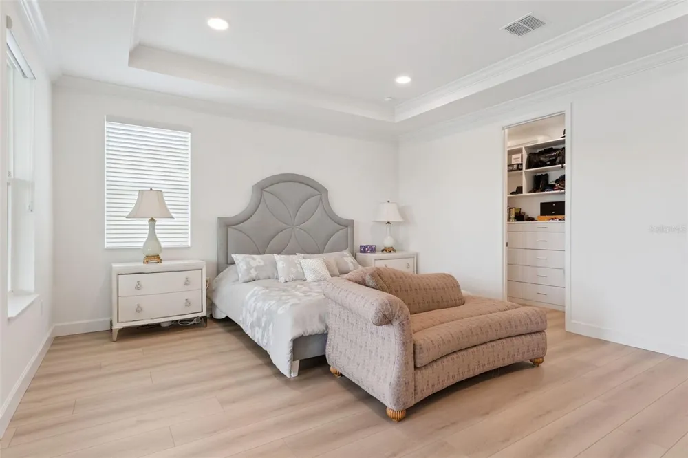2612 RAVENCLIFFE TERRACE Oviedo, FL 32765