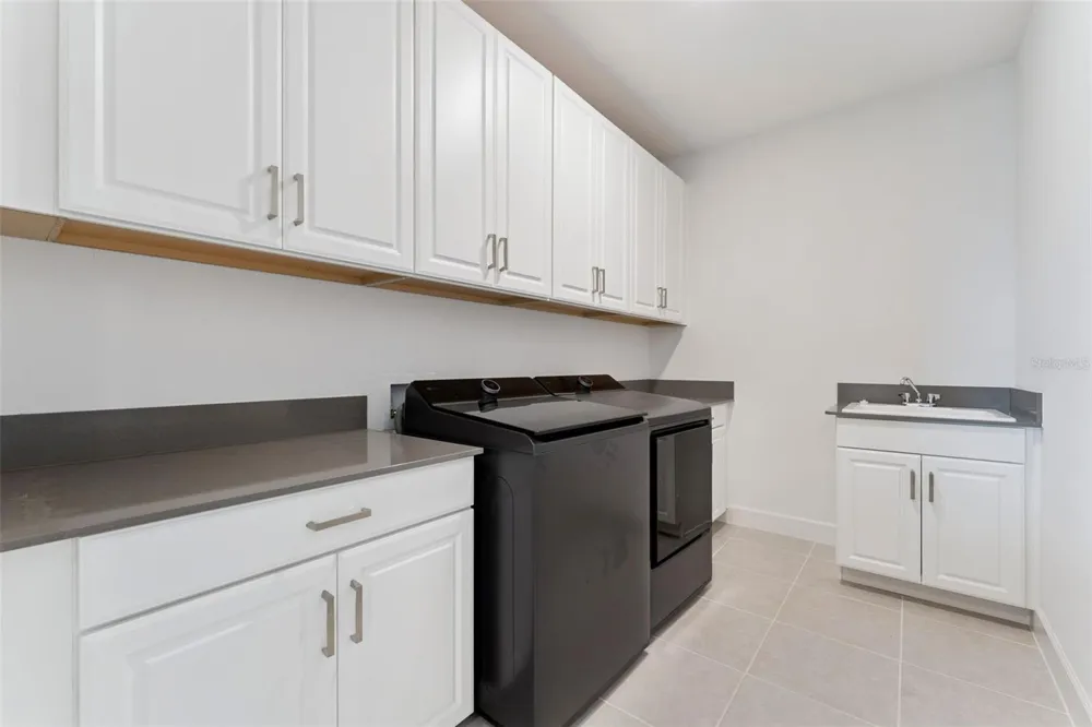 2612 RAVENCLIFFE TERRACE Oviedo, FL 32765