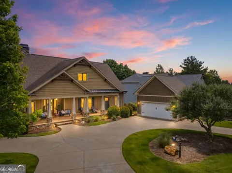 65 Cottage LN