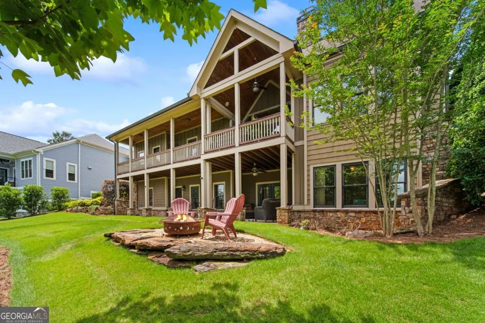 65 Cottage LN Toccoa, GA 30577