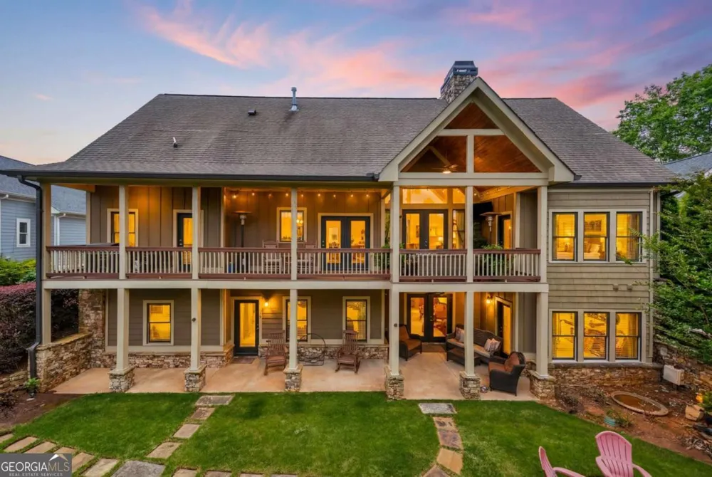 65 Cottage LN Toccoa, GA 30577