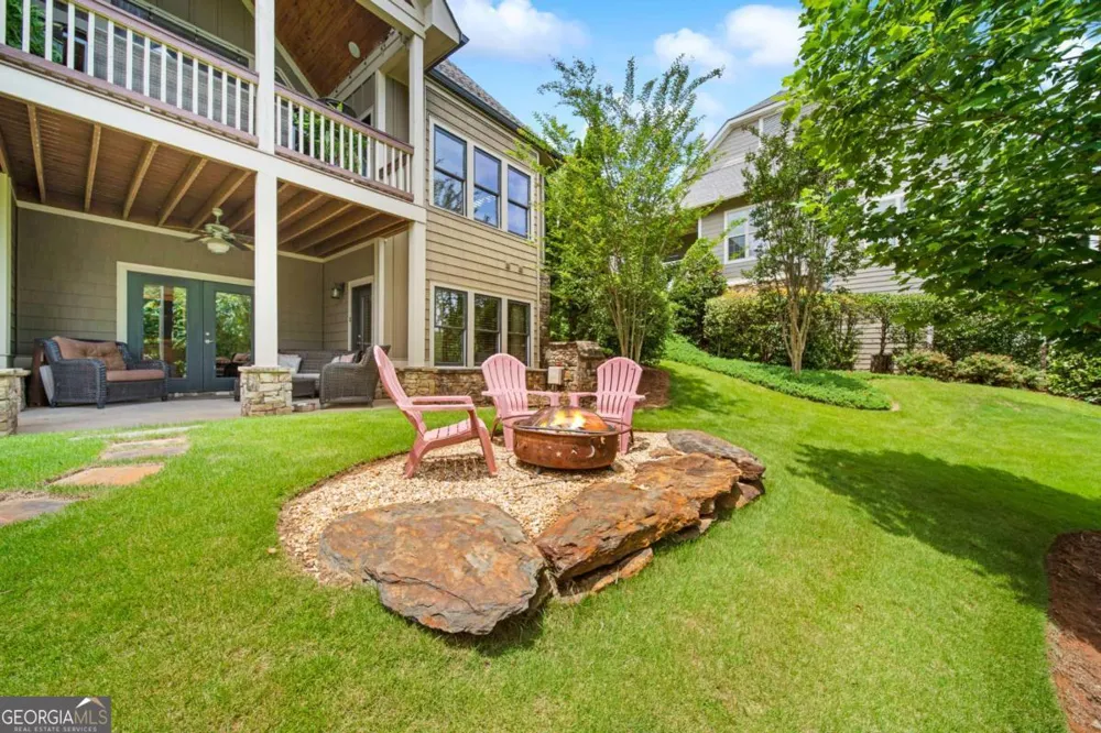 65 Cottage LN Toccoa, GA 30577