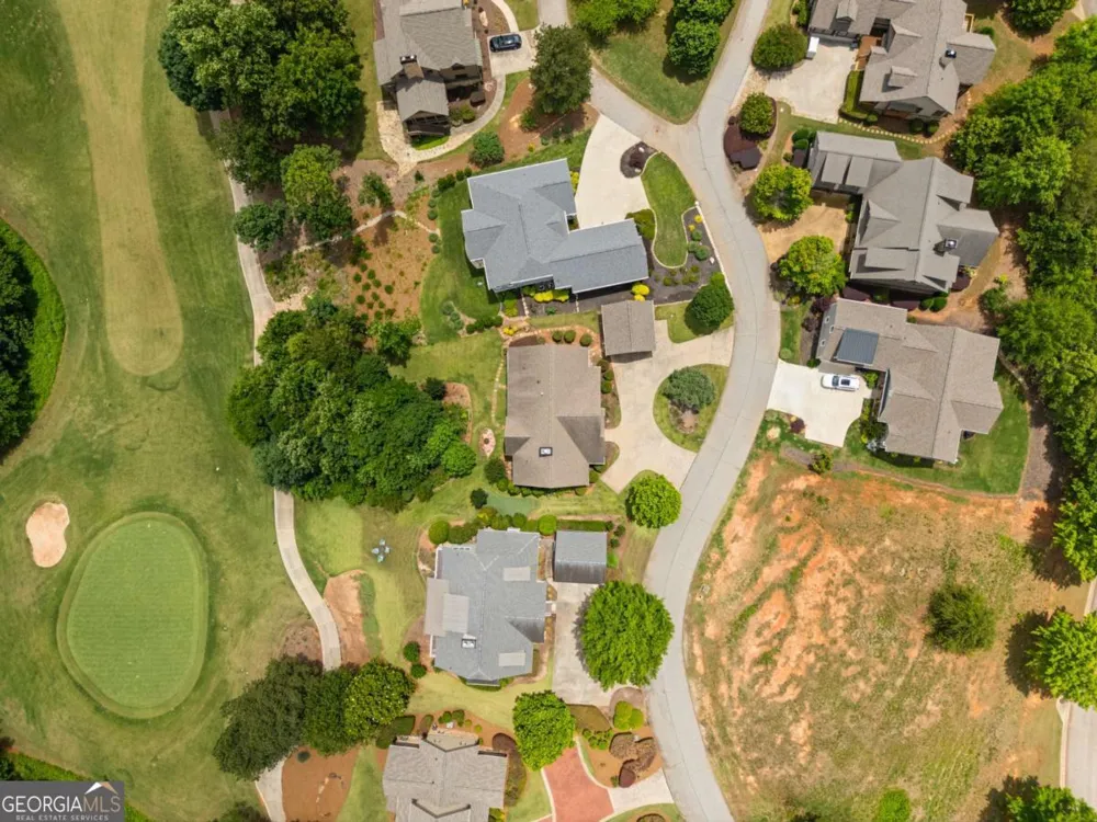 65 Cottage LN Toccoa, GA 30577