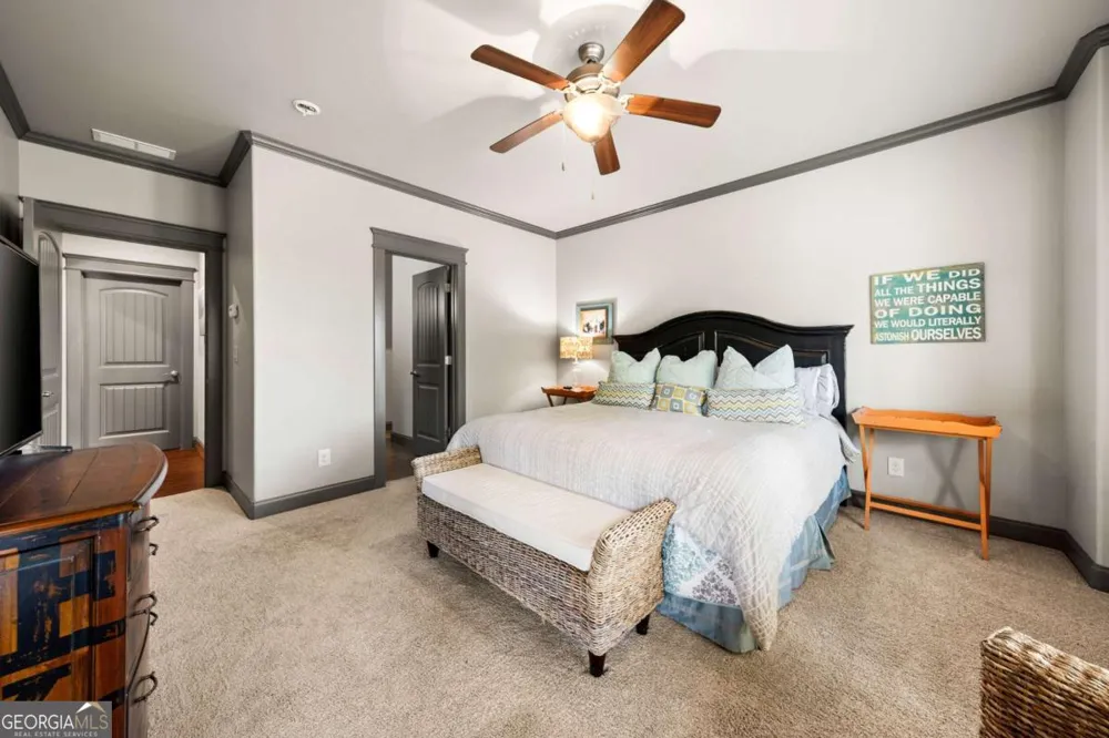 65 Cottage LN Toccoa, GA 30577