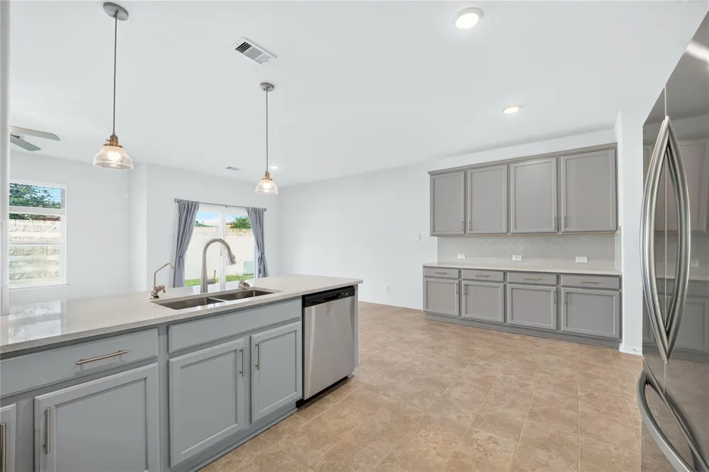 2129 Solstice Boulevard Spring, TX 77386