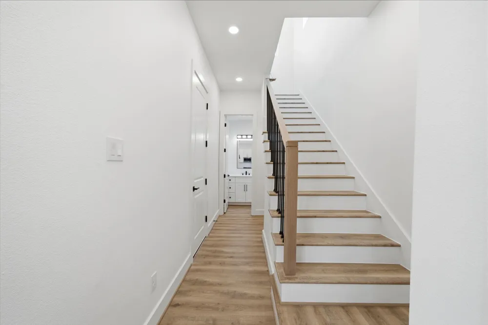 1613 Luzon Street Houston, TX 77009