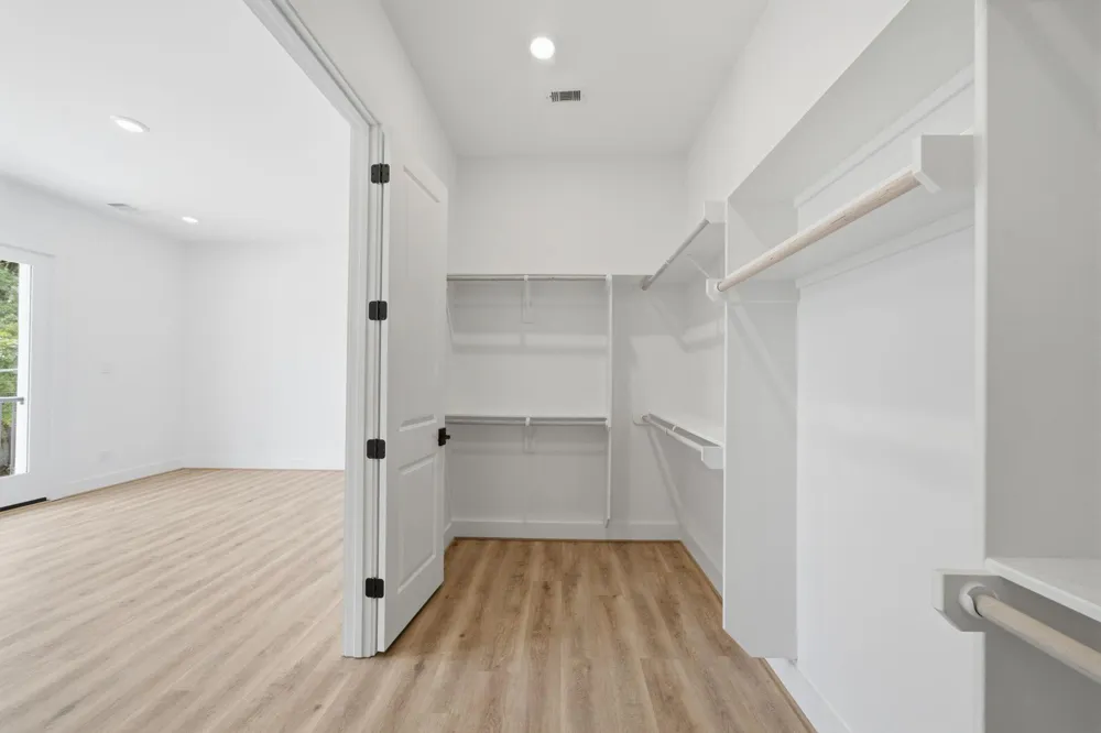 1613 Luzon Street Houston, TX 77009