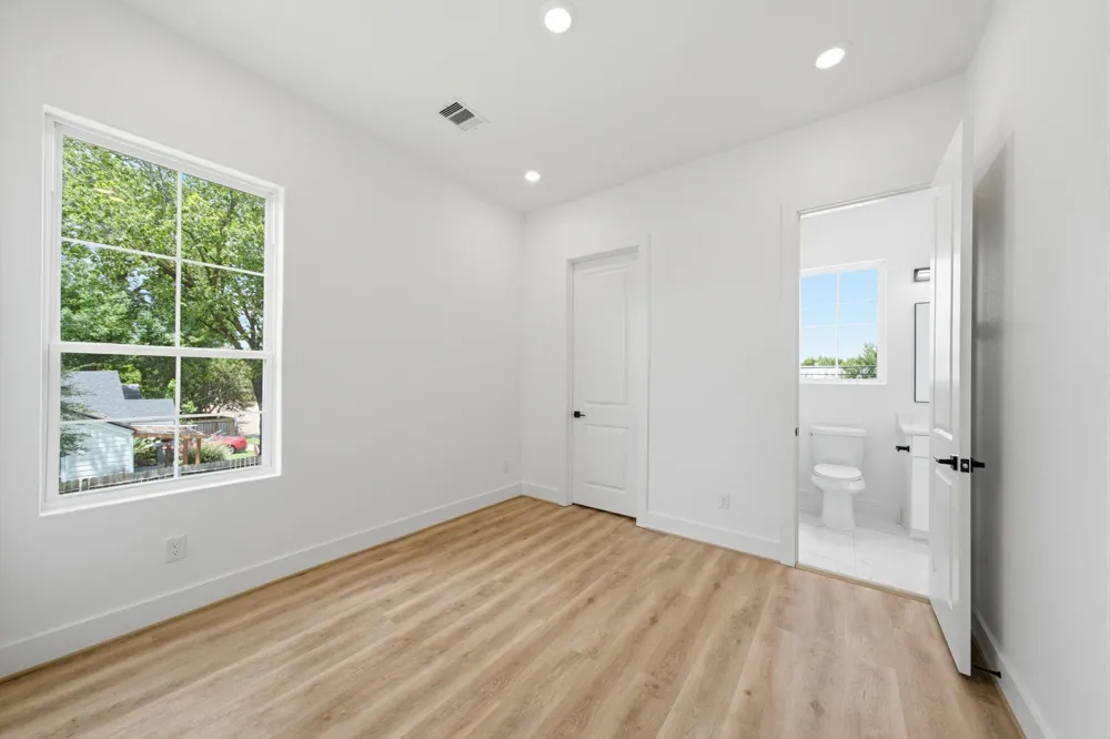 1613 Luzon Street Houston, TX 77009