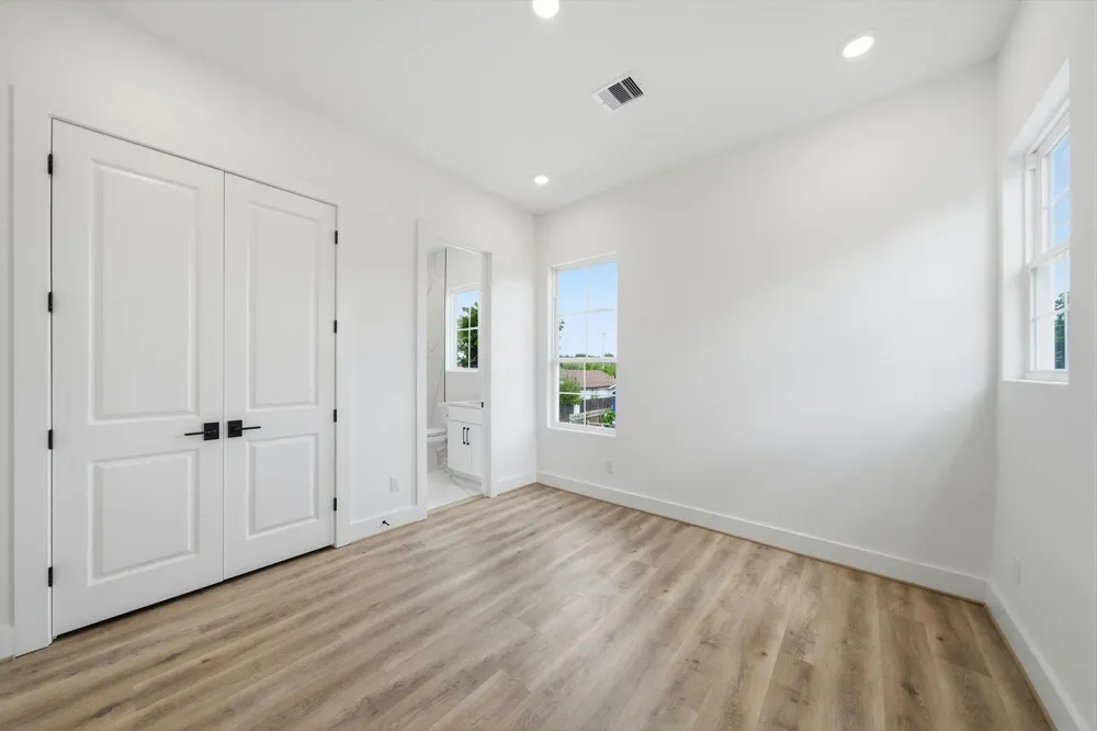 1613 Luzon Street Houston, TX 77009