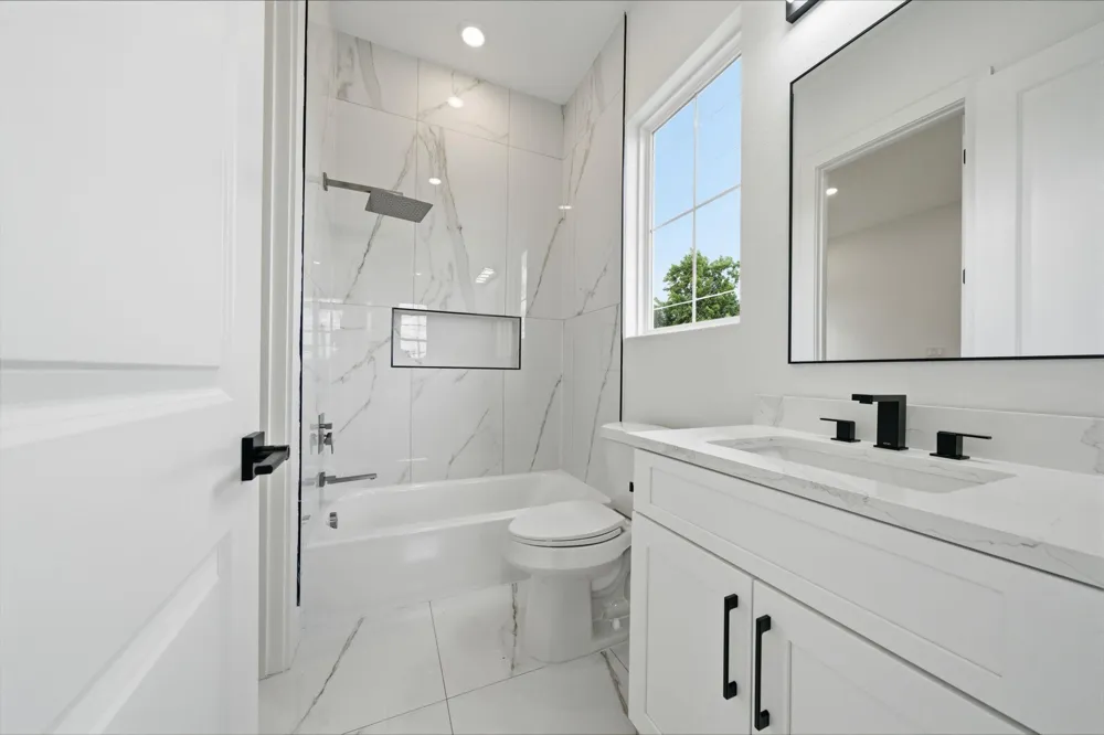 1613 Luzon Street Houston, TX 77009