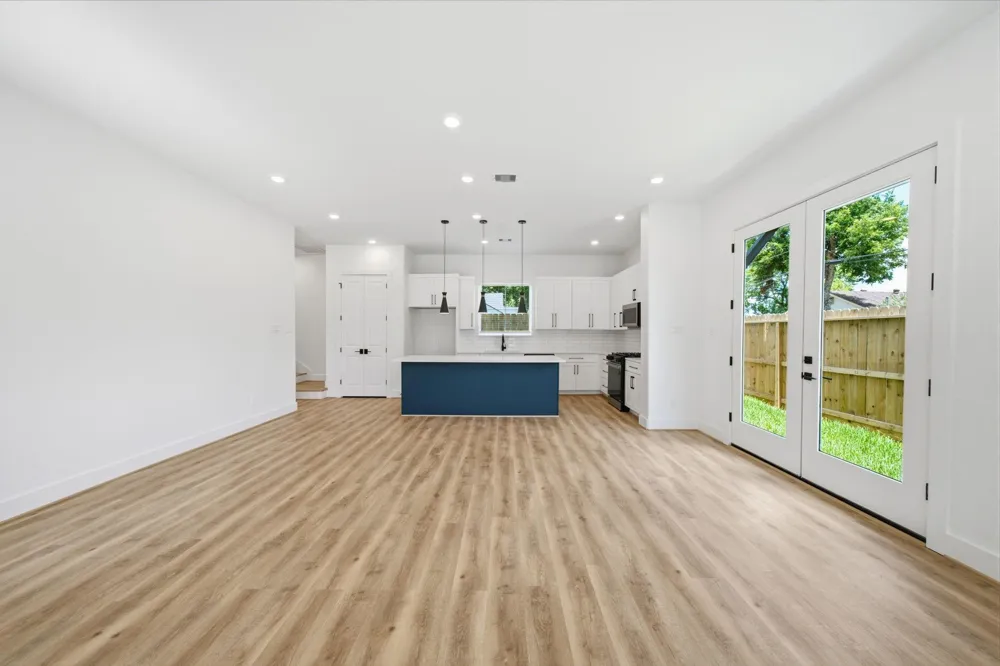 1613 Luzon Street Houston, TX 77009