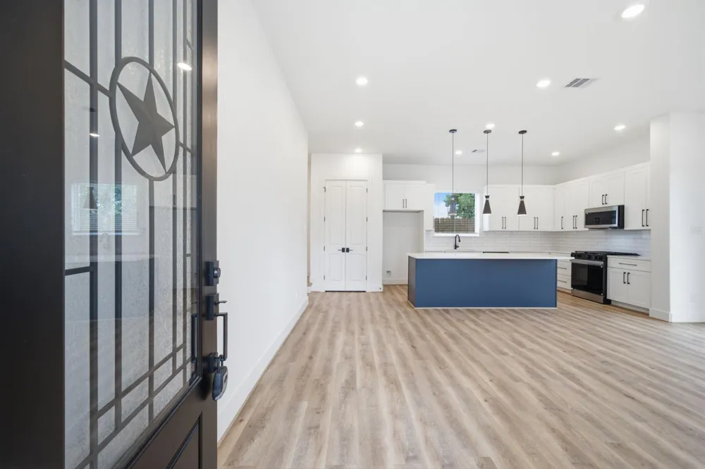 1613 Luzon Street Houston, TX 77009