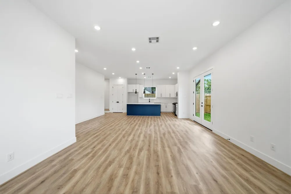 1613 Luzon Street Houston, TX 77009