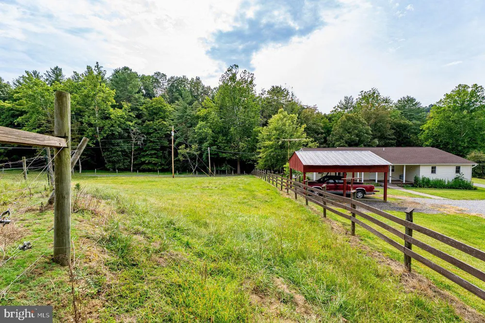 801 MOYERS LANE Mathias, WV 26812
